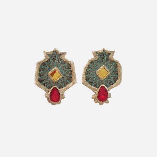 گوشواره انار و آینه